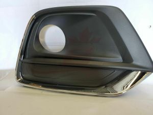 2017-2022 Chevrolet Trax Fog Lamp Bezel Front Passenger , GM1039231
