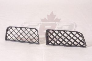 Fog Lamp Cover Front Driver Side Chevrolet Trailblazer 2006-2009 , GM2598105