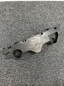 Bumper Bracket Front Passenger Side Mazda 2 2011-2014 Plastic , MA1033106
