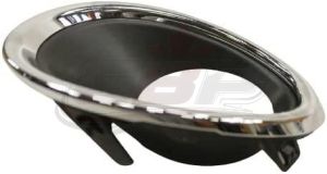 Fog Lamp Bezel Front Driver Side Nissan Qashqai 2017-2019 Textured Black With Chrome Finish , NI1038156