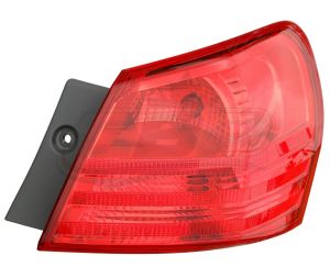 Tail Lamp Passenger Side Nissan Rogue 2008-2013 Capa