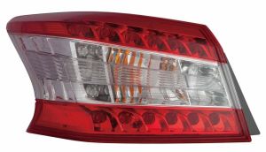 Tail Lamp Passenger Side Nissan Sentra 2013-2015 High Quality , NI2805100