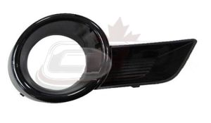 Fog Lamp Cover Front Passenger Side Toyota Highlander 2008-2010 Ptd-Black With Towing Pkg , TO1039143